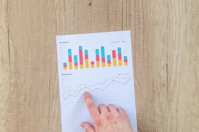 Top 15 Singapore Investment Bloggers: Enhance Your Financial Literacy Today